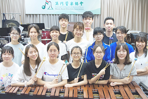 ◎ 澳門管樂協會敲擊樂團。