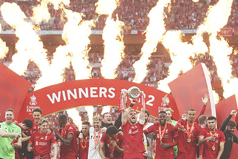 ◎ 紅軍在溫布萊奪得英總盃。(美聯社)