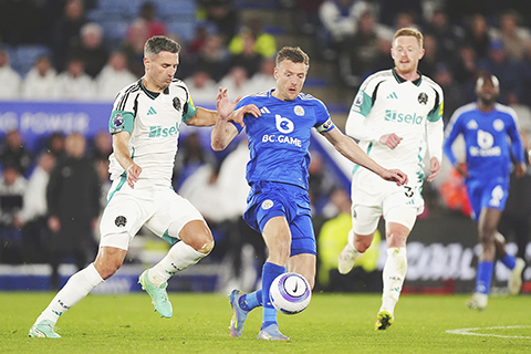 ◎ 李城主力華迪(中)昨役遭凍結。(美聯社)