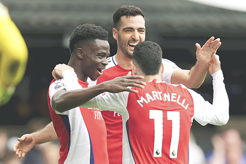 ◎ 阿仙奴昨夜大勝葉士域治,利物浦球迷不高興了。(美聯社)