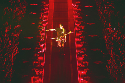 ◎ 謝霆鋒第三場演出,吸引半個香港娛樂圈名人到場。