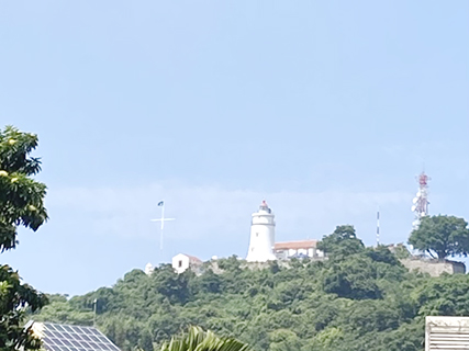 變焦拍攝東望洋燈塔