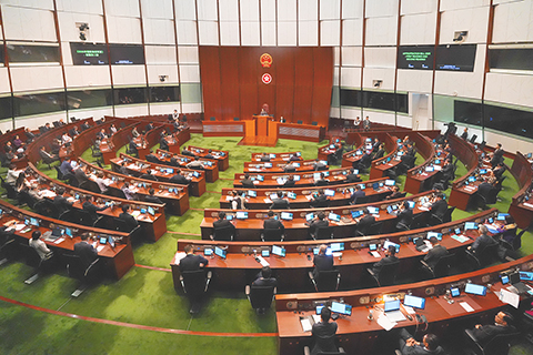 ◎ 二月廿五日,香港特區政府財政司司長陳茂波發表二0二六/二0二七財政年度特區政府財政預算案。(新華社記者 朱煒 攝)