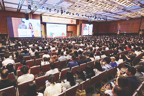 ◎ 四月三日,第十五屆中國胸痛中心大會在香港會議展覽中心開幕。(香港特區政府新聞處供圖)